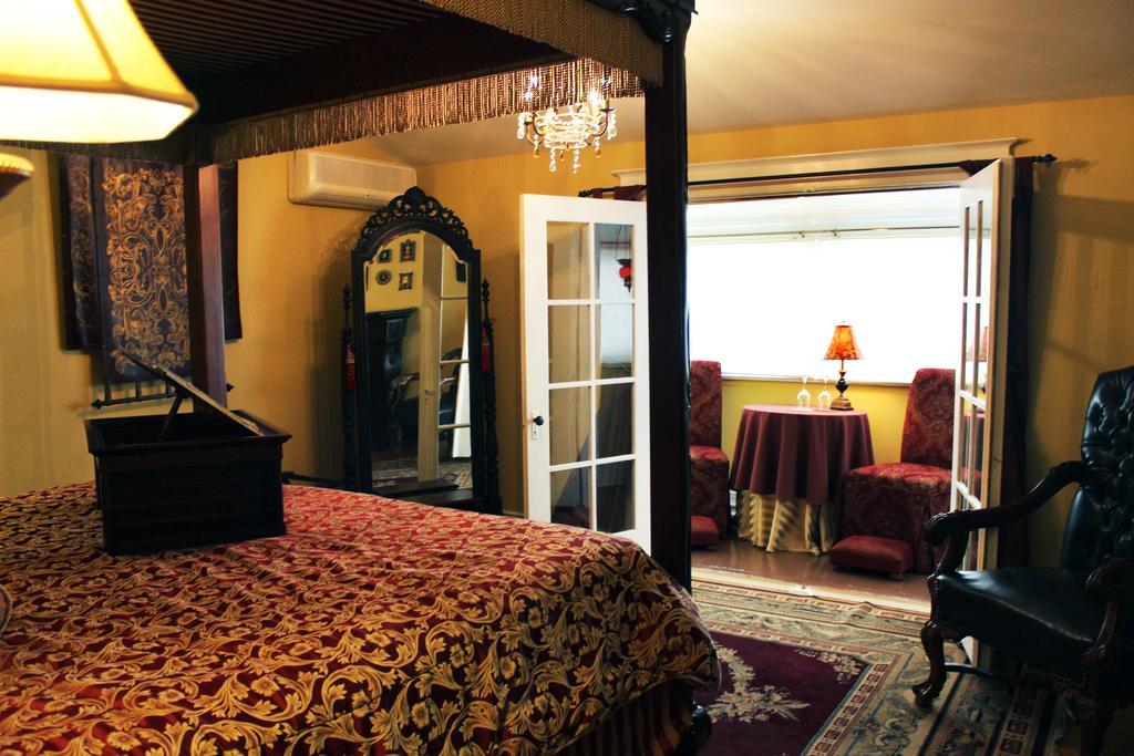 Talwood Manor B&B Port Colborne Habitación foto